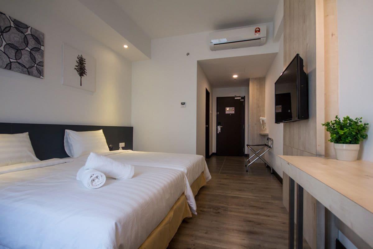 Fuller Hotel Kulim Buitenkant foto