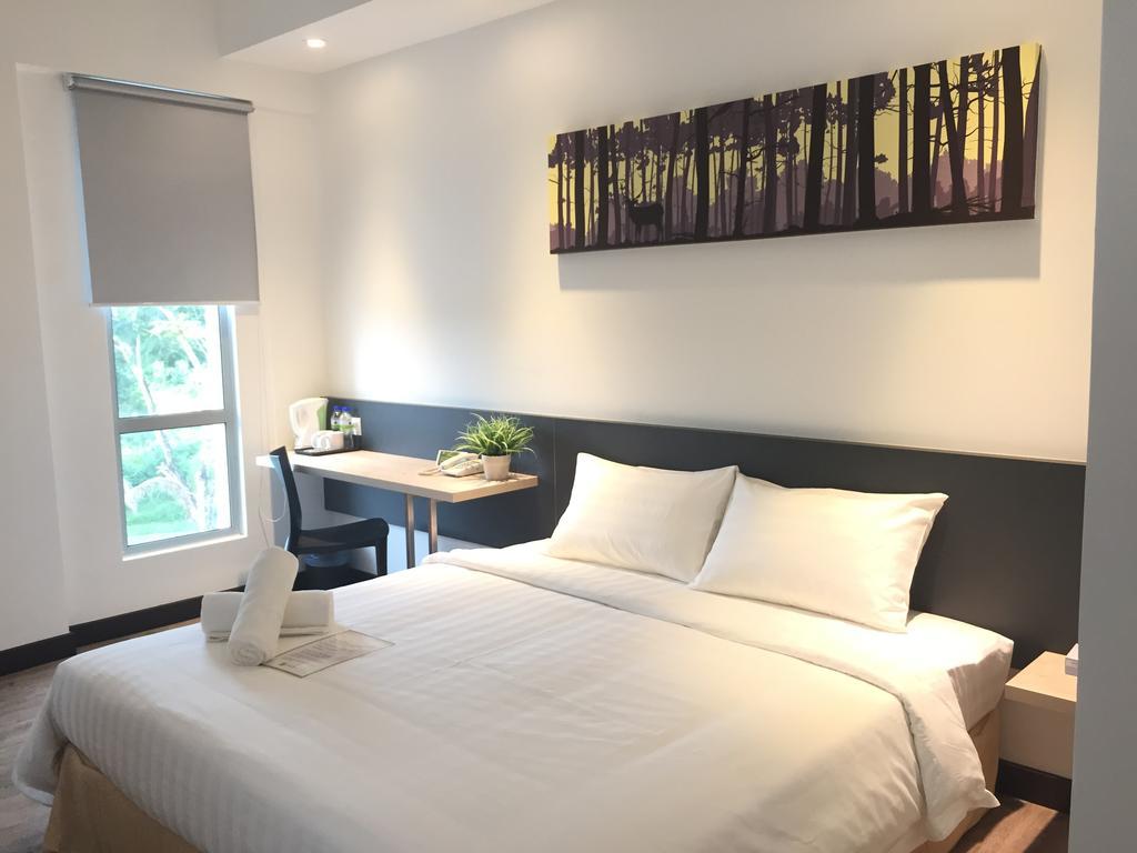 Fuller Hotel Kulim Buitenkant foto